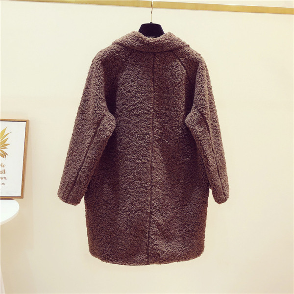 Stílusos női pehelykabát spitz nyakkivágással szürke, barna és bézs színben