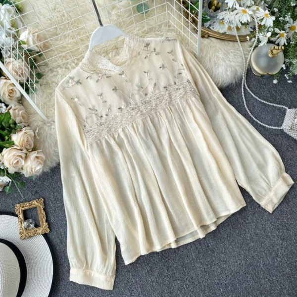 Új modell női blúz hímzéssel és csipkével rózsaszín, fehér, fekete és bézs színekben