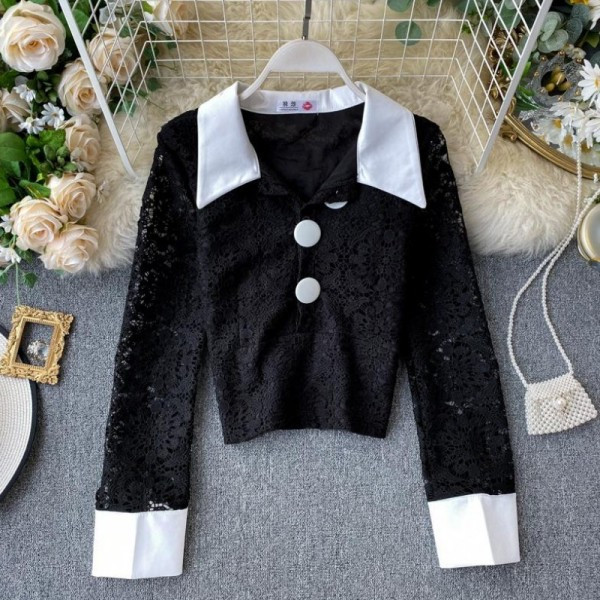 Νέο μοντέλο γυναικεία μπλούζα με δαντέλα με κλασικό κολάρο και κουμπιά σε λευκό και μαύρο χρώμα