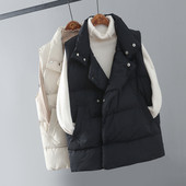 Őszi-téli női mellény spitz nyakkivágással, fekete-fehér színben