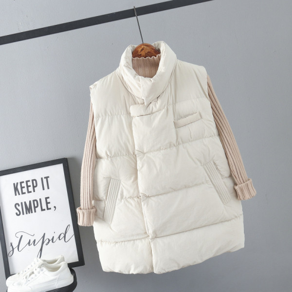 Őszi-téli női mellény spitz nyakkivágással, fekete-fehér színben