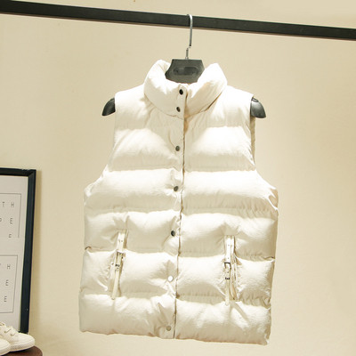 Női alkalmi mellény kerek nyakkivágással, fekete-fehér színben