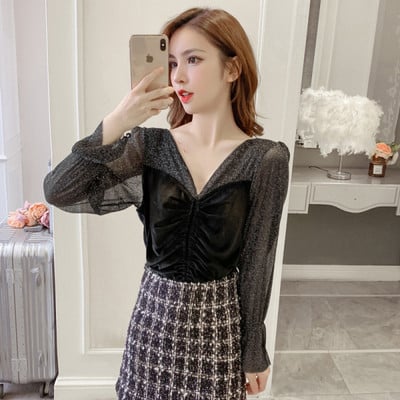 Modern női blúz fekete és bézs színben bársonnyal és nyakkendővel