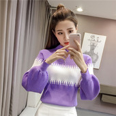 Női pulóver öt színben, széles ujjal és félmagas gallérral