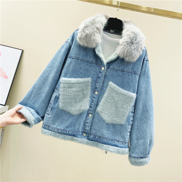 Női őszi farmerdzseki, fekete-kék pehelyzsebekkel