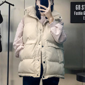 Alkalmi női mellény fehér, fekete és piros zsebekkel