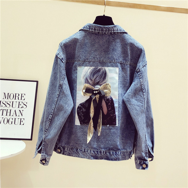 Női farmerdzseki színes rátéttel a hátán kék színben