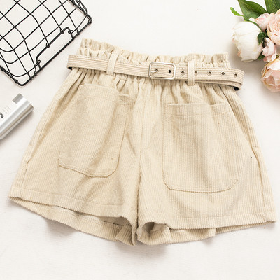 Női rövidnadrág zsebekkel és övvel négy színben