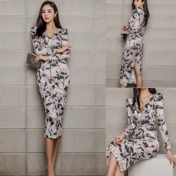 Rochie eleganta dama model slim cu motive florale si decolteu spitz