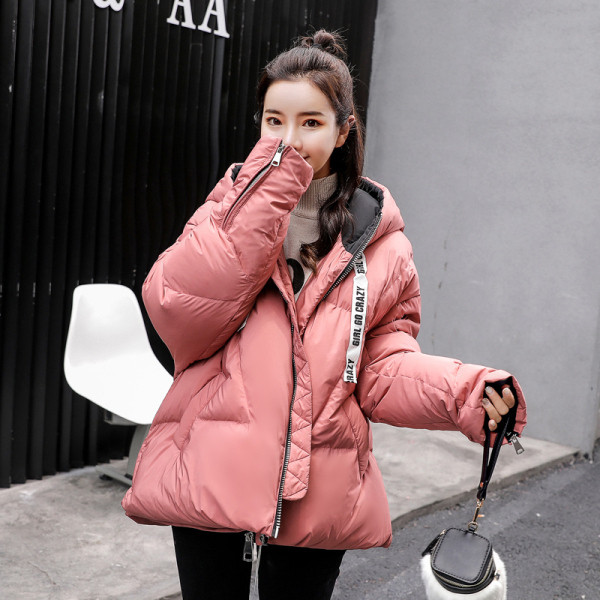 Női téli kabát kapucnival - széles modell sárga, rózsaszín és bézs színben