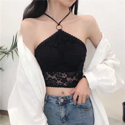 Σύντομο γυναικείο δαντελωτό μπουστάκι σε μαύρο και άσπρο χρώμα