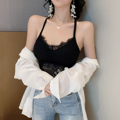 Μοντέρνο γυναικείο δαντελωτό μπουστάκι  με λεπτές λωρίδες σε λευκό και μαύρο χρώμα