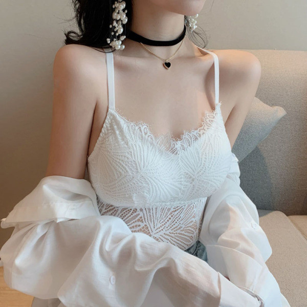 Női csipke mellszobor vékony pántokkal, fehér és fekete színben