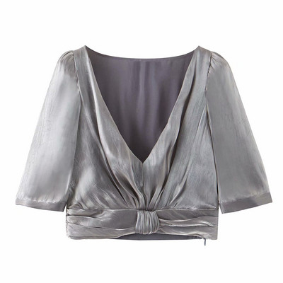Bluză scurtă de damă cu mâneci scurte și decolteu spitz de culoare gri cu efect strălucitor