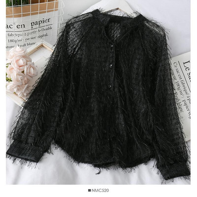 Modern női ing gombokkal és alacsony gallérral fehér, fekete és kék színben