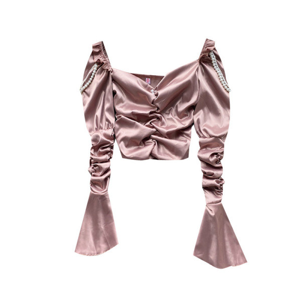 Rózsaszín, fehér és fekete női blúz V-nyakkal és gyöngyökkel