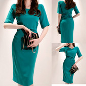 Modern női ruha 3/4-es ujjal, kerek nyakkivágással, zöld színben