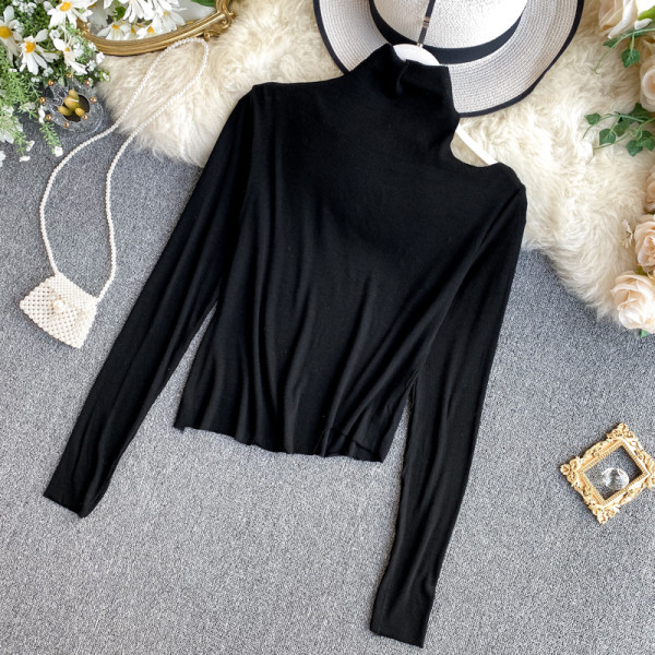 Női alkalmi blúz hat színben, csupasz váll és pólógallérral