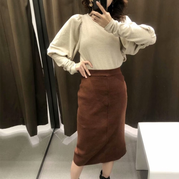 Hosszú barna kötött szoknya magas derékkal