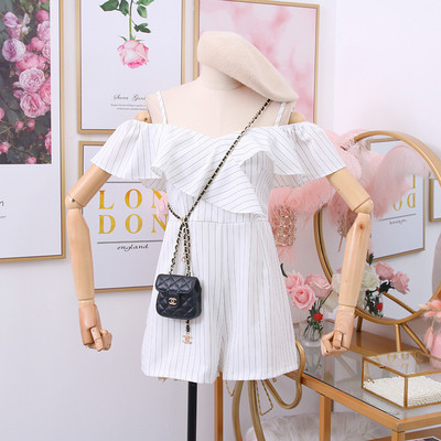 Csíkos női rövid overál csupasz vállval, több színben