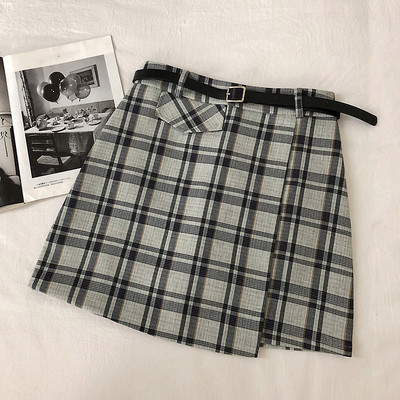 Kockás női szoknya szürke, narancssárga és zöld színben, magas derékkal és zsebbel