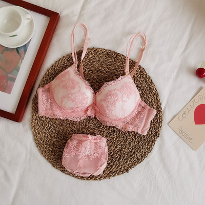 Set de sutien și bikini din dantelă pentru femei în alb, roz și negru