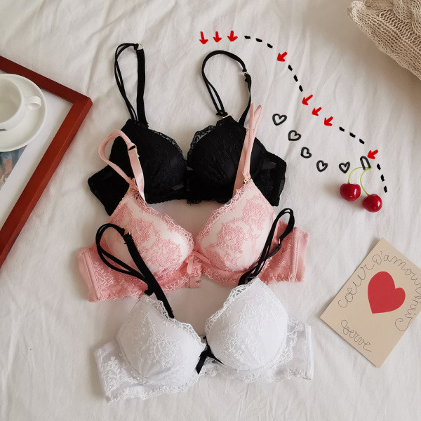 Set de sutien și bikini din dantelă pentru femei în alb, roz și negru