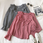 Cămașă modernă de damă în roșu și negru, cu decolteu rotund și bucle