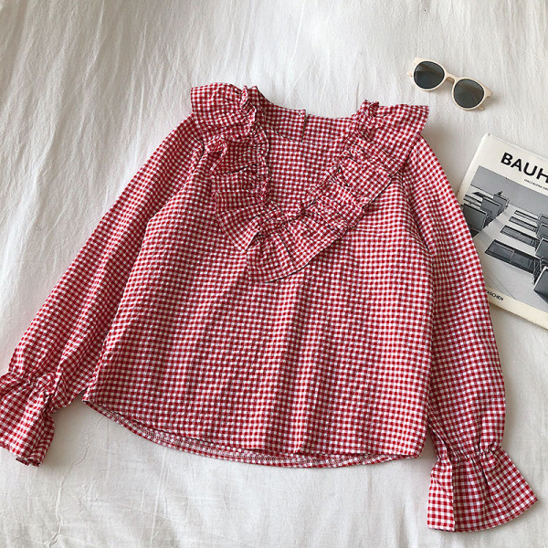 Cămașă modernă de damă în roșu și negru, cu decolteu rotund și bucle