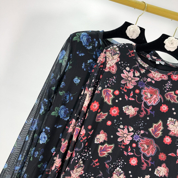 Lezser tüll alkalmi ruha fekete színben virágmintával