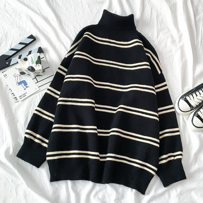 Ριγέ γυναικείο πουλόβερ σε μαύρο και κόκκινο χρώμα με κολάρο 