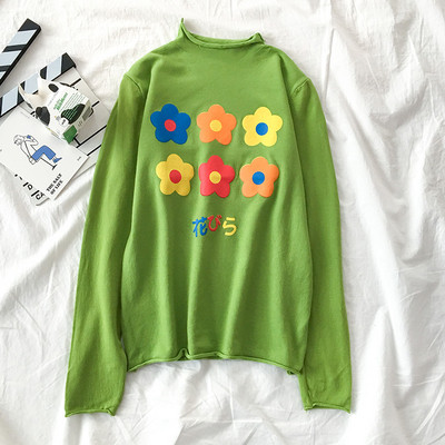 Alkalmi női blúz öt színben, alacsony gallérral és rátéttel