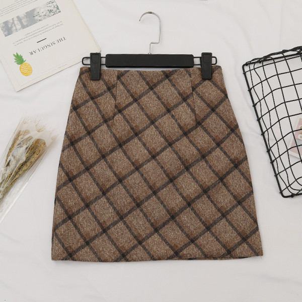 Καρό γυναικεία φούστα σε γκρι και καφέ  χρώμα με υψηλή μέση