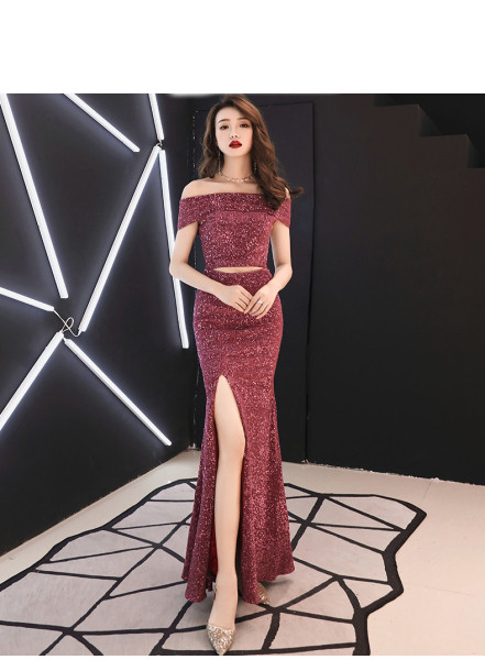 Κομψό γυναικείο μακρύ φόρεμα με σχίσημο σε ασήμι, χρυσό και κόκκινο χρώμα