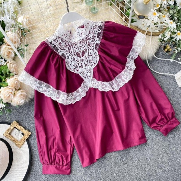 Új modell női blúz csipkével és pólógallérral több színben