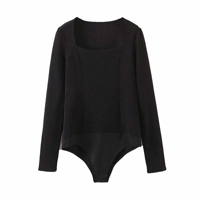 Női testhez szabott test négyzet alakú nyakkivágással és hosszú ujjú fekete színben
