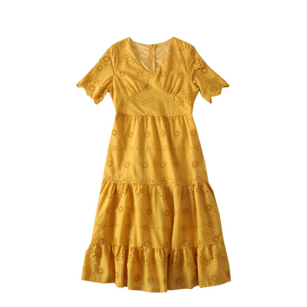 Rochie moderna de dama cu decolteu spitz si maneci scurte in mai multe culori