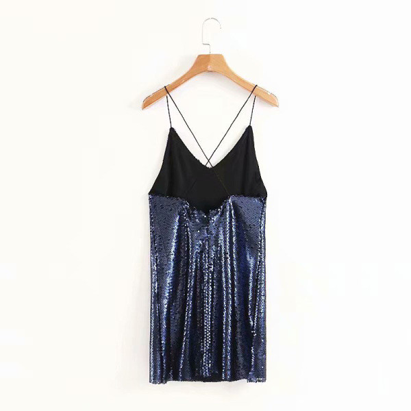 Κομψό κοντό φόρεμα με λεπτές λωρίδες και σε μπλε χρώμα