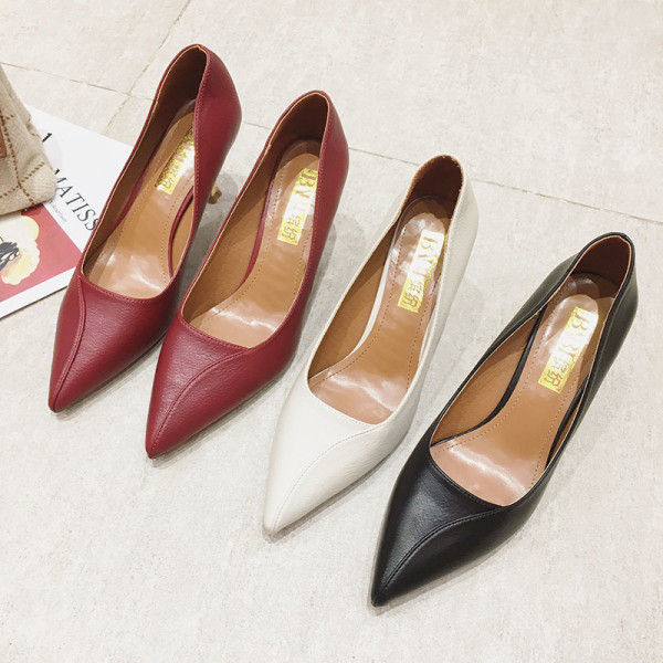 Έκο δερμάτινα γυναικεία παπούτσια  σε μαύρο, λευκό και κόκκινο χρώμα