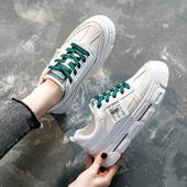 Női alkalmi tornacipő durva talppal, zöld és fekete fűzővel