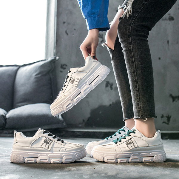 Női alkalmi tornacipő durva talppal, zöld és fekete fűzővel