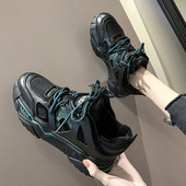 Adidasi de toamna de dama cu sireturi colorate si talpa aspra in negru