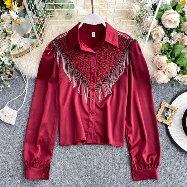 Modern női ing csipkével és rojtokkal, zöld, fehér, piros és zöld színben