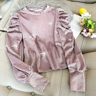 Modern női blúz flitterekkel és puffos ujjakkal bordó, rózsaszín, kék, barna, fehér és fekete színben