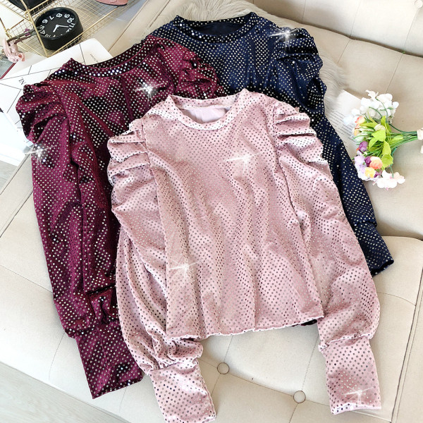 Modern női blúz flitterekkel és puffos ujjakkal bordó, rózsaszín, kék, barna, fehér és fekete színben