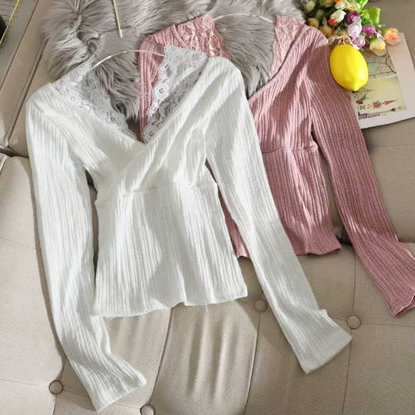 Μοντέρνα λεπτή πλεκτή μπλούζα με δαντέλα σε καφέ, άσπρο, μαύρο και ροζ χρώμα