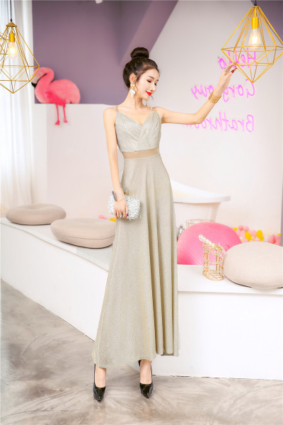 Rochie eleganta de dama cu bretele subtiri in auriu si argintiu