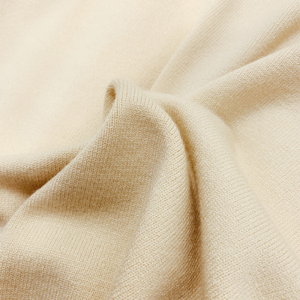 Női pulóver pólógallérral és hosszú ujjú bézs, barna, kék és fekete színben