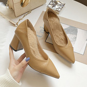 Női bőr cipő hegyes modell puha béléssel barna és fekete színben