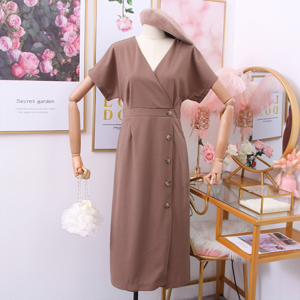 Rochie casual de dama cu maneci scurte, nasturi si decolteu spitz - mai multe culori